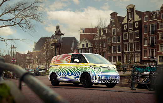 Gecamoufleerde ID. Buzz in Nederland gespot op weg naar wereldpremière